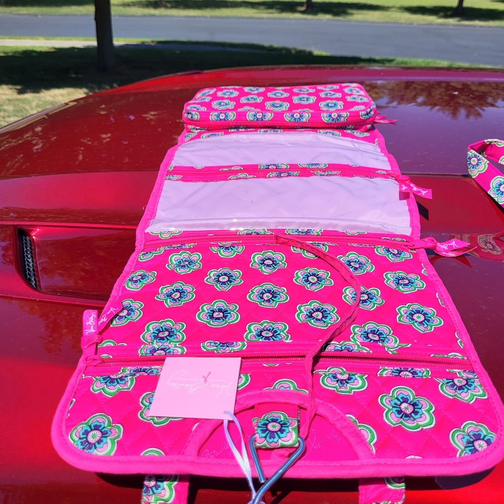 Vera Bradley hanging organizer